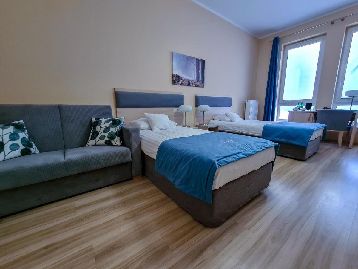 Antoninska Hotel & Apartamenty Leszno  Dış mekan fotoğraf