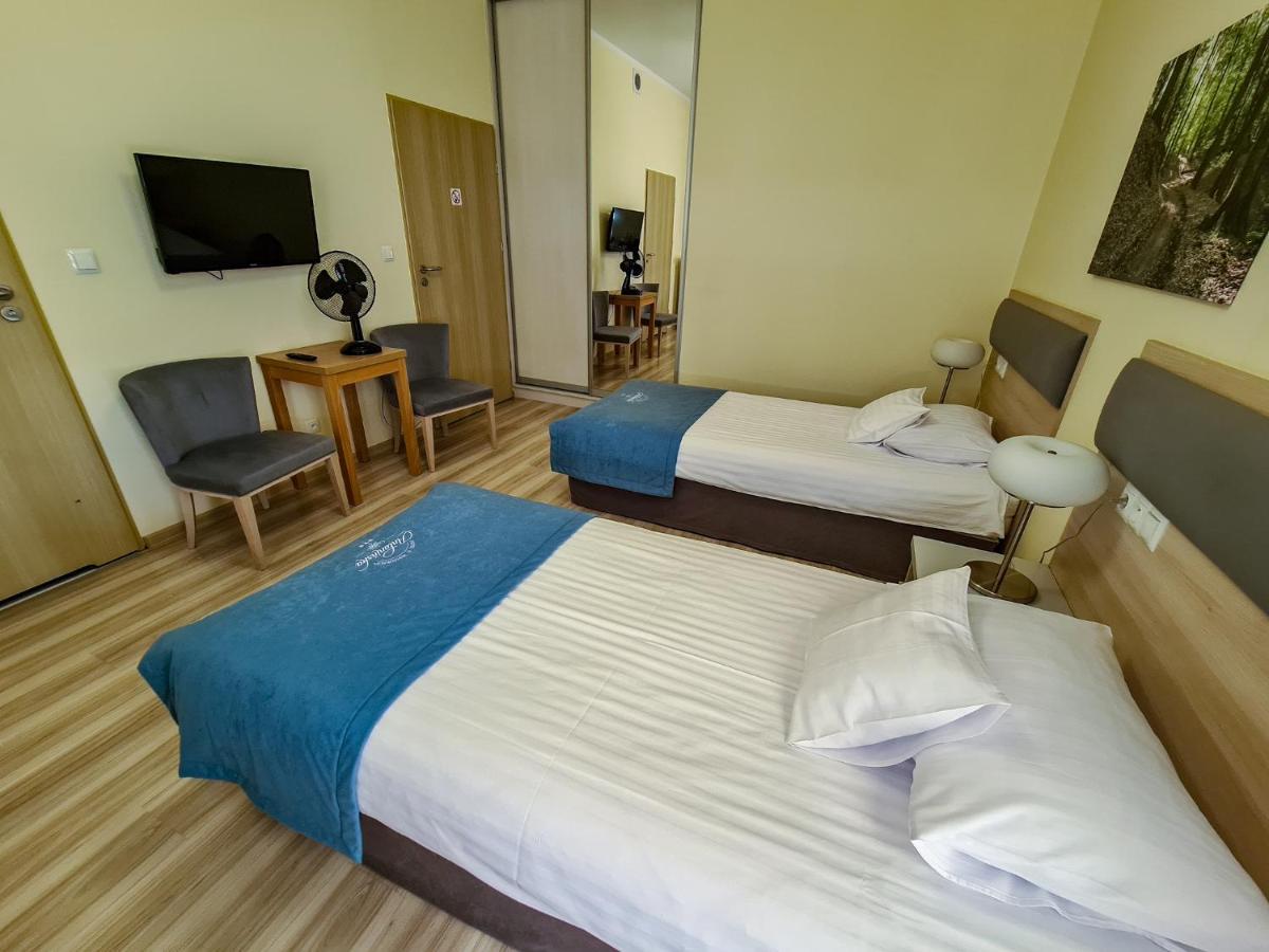 Antoninska Hotel & Apartamenty Leszno  Dış mekan fotoğraf