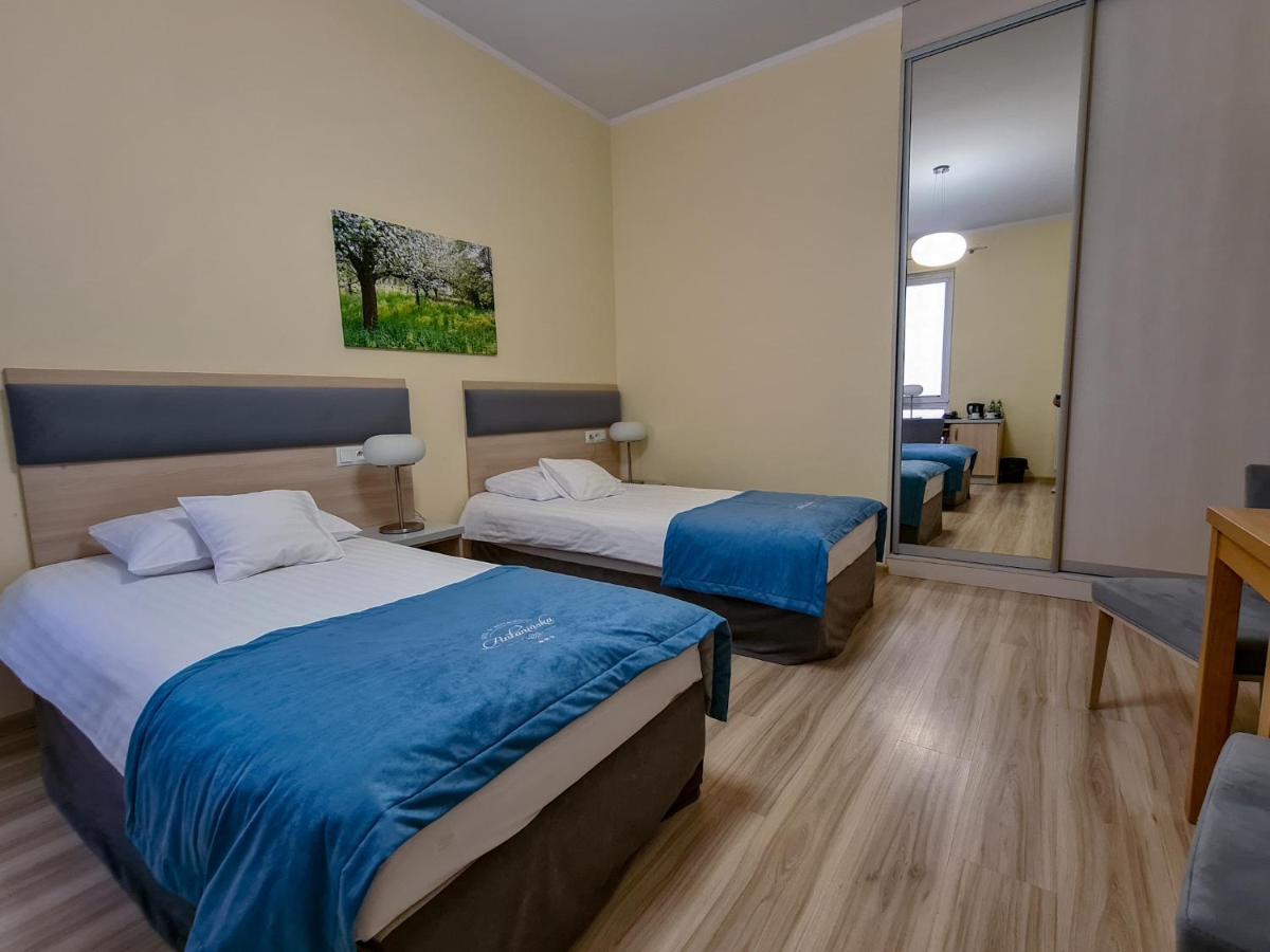 Antoninska Hotel & Apartamenty Leszno  Dış mekan fotoğraf