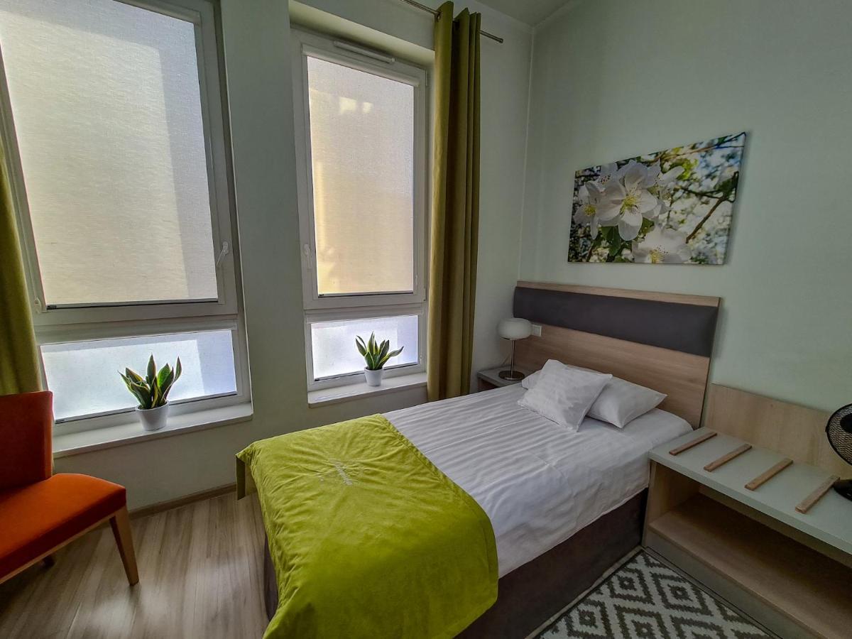 Antoninska Hotel & Apartamenty Leszno  Dış mekan fotoğraf