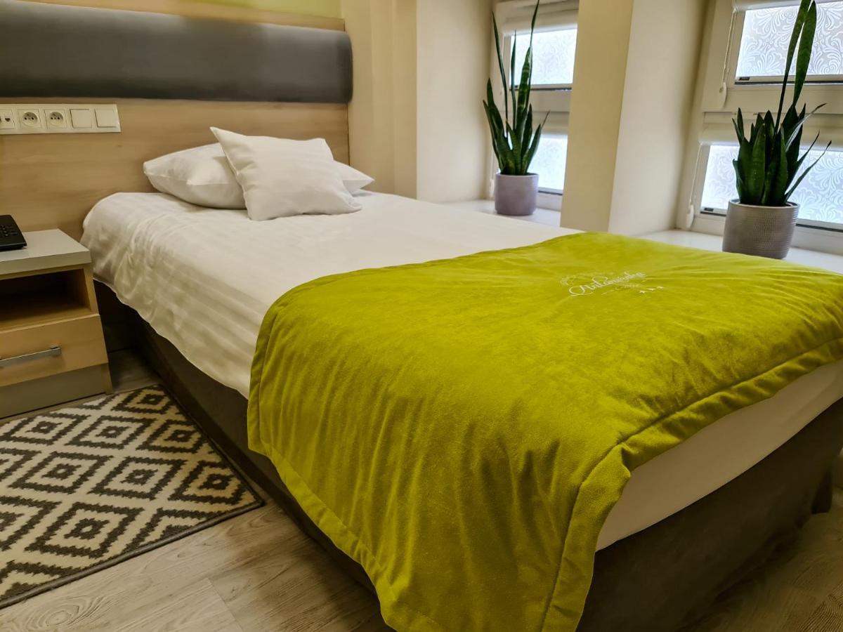 Antoninska Hotel & Apartamenty Leszno  Dış mekan fotoğraf