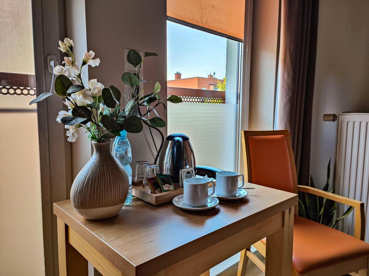 Antoninska Hotel & Apartamenty Leszno  Dış mekan fotoğraf