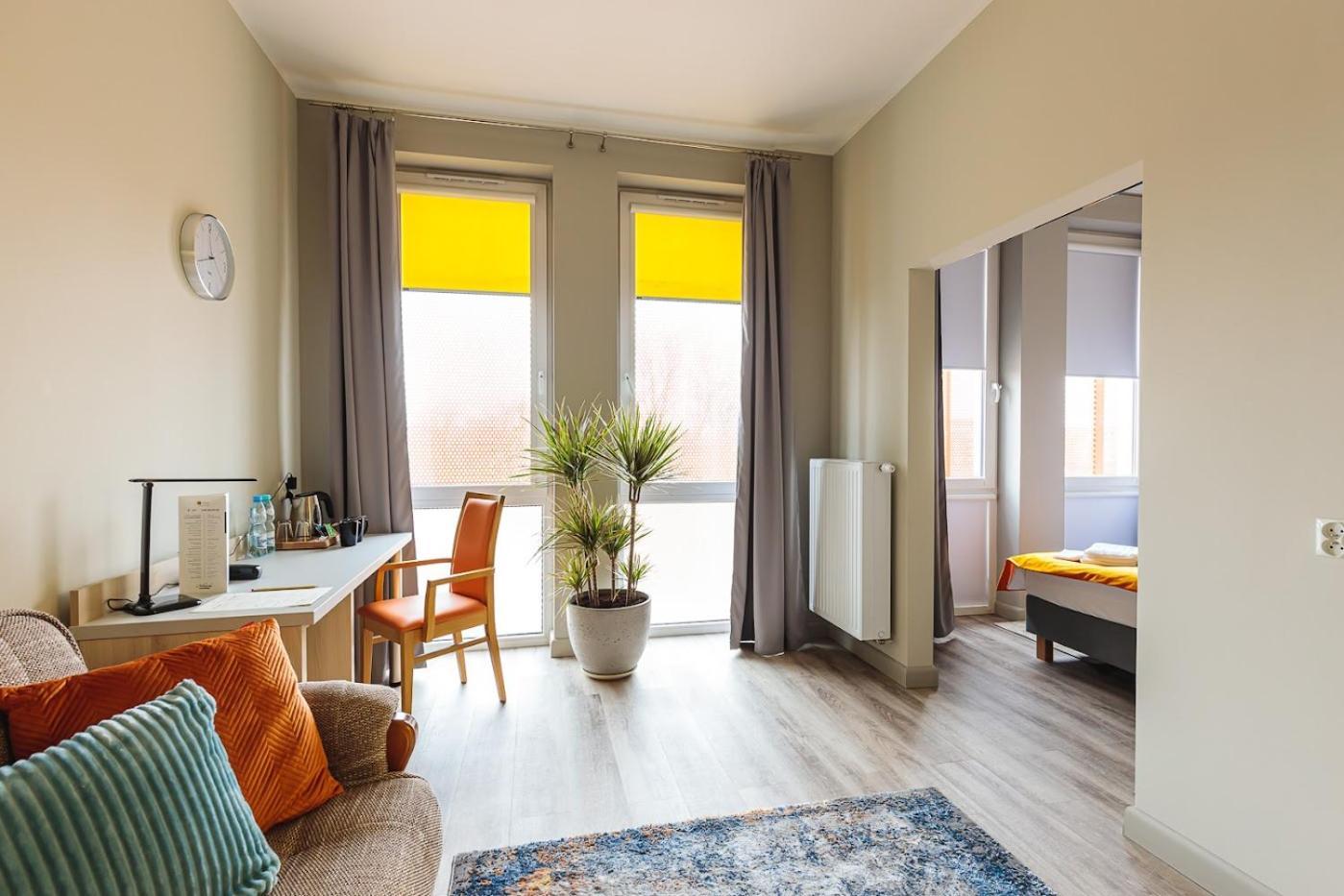 Antoninska Hotel & Apartamenty Leszno  Dış mekan fotoğraf