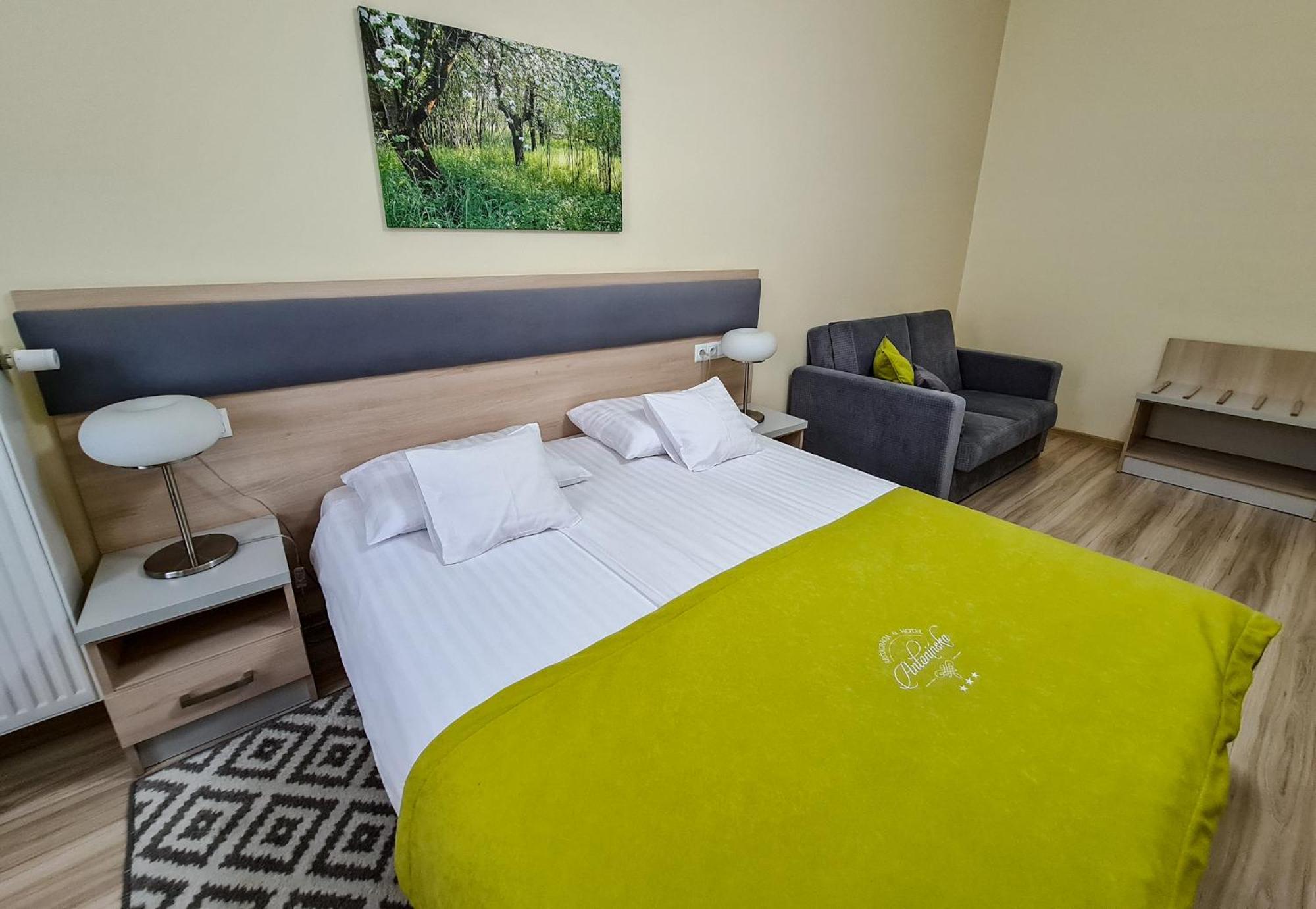 Antoninska Hotel & Apartamenty Leszno  Dış mekan fotoğraf