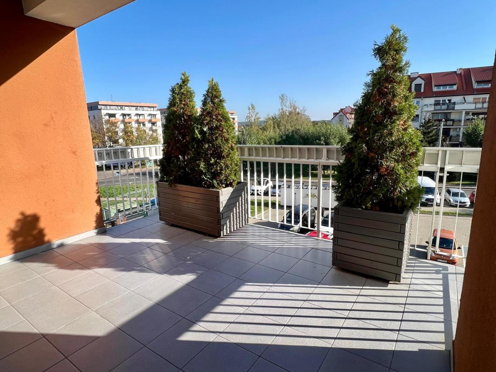 Antoninska Hotel & Apartamenty Leszno  Dış mekan fotoğraf